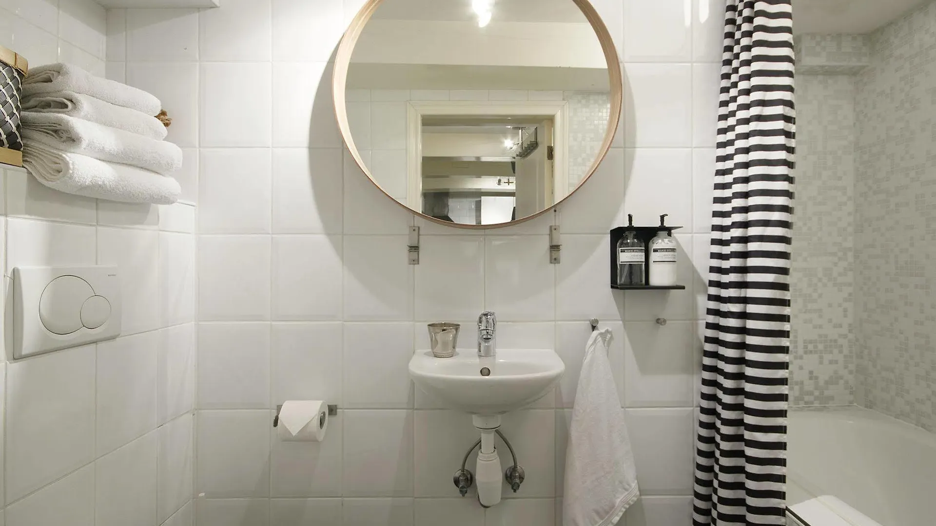 Coho Apartment Suites Amsterdam 3*,  Netherlands