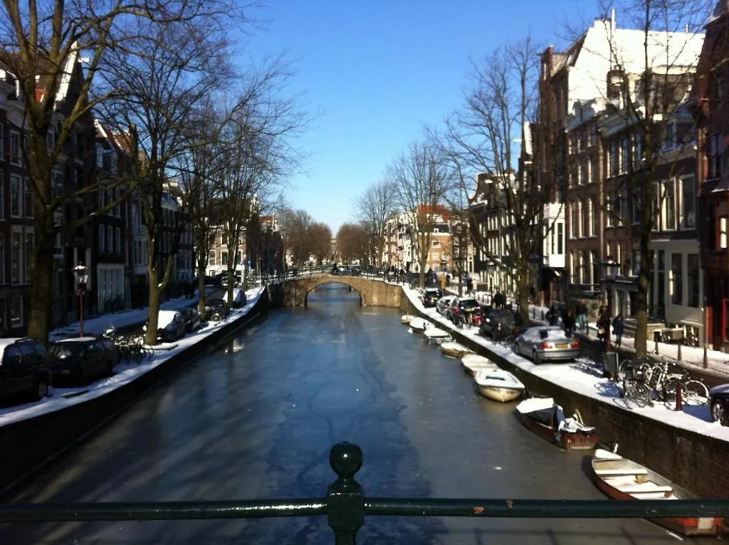 Coho Apartment Suites Amsterdam Bed & Breakfast