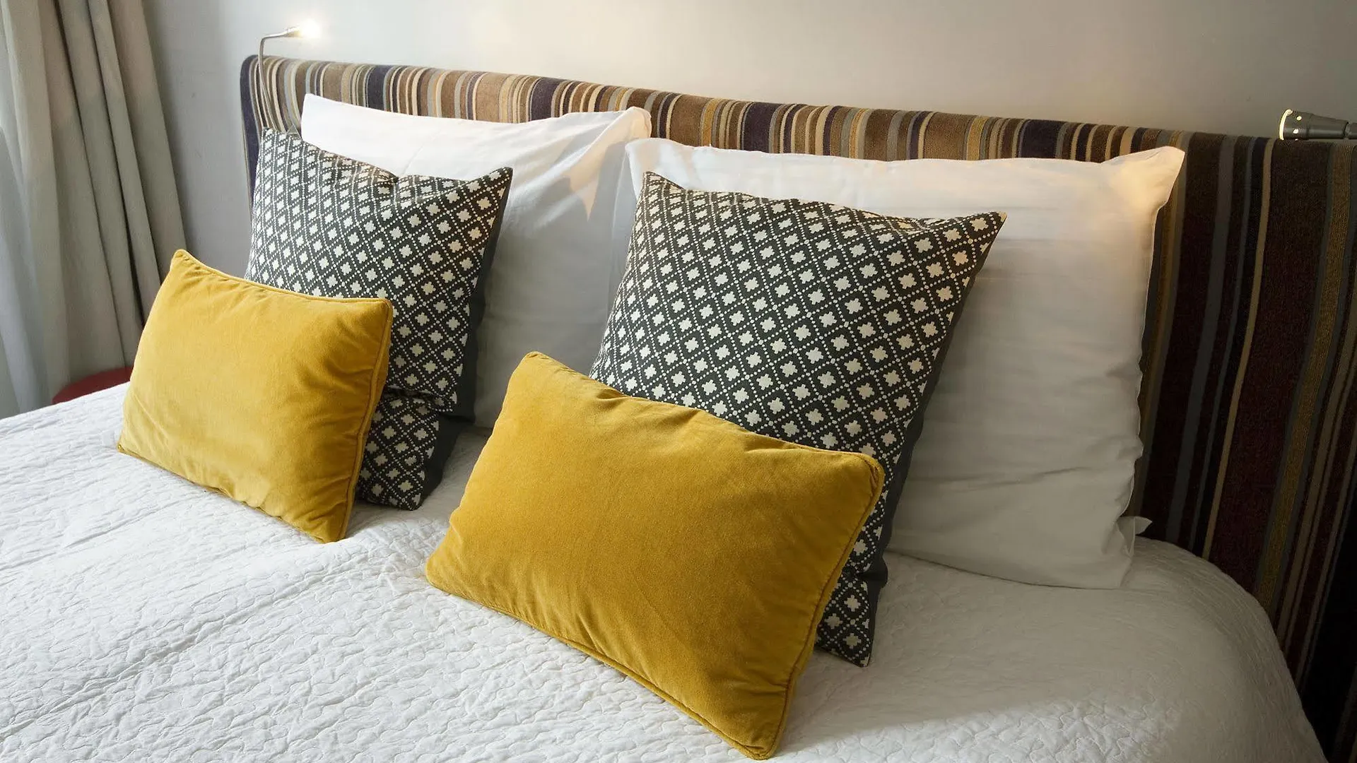 *** Bed & Breakfast Coho Apartment Suites Amsterdam Netherlands